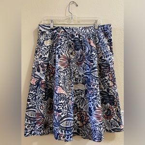 Loft. Lightweight Floral Print Skirt. Size: 12.